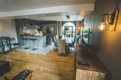 Cuisine ou kitchenette dans l'établissement le coup de soleil