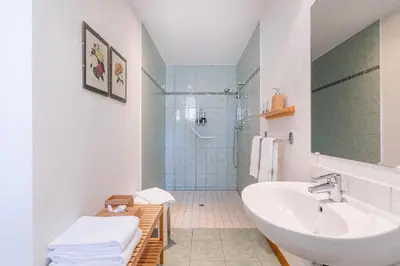 Salle de bains dans l'établissement Appartements - La Cour St Fulrad