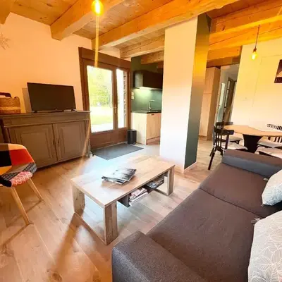 Gîte élégant en pleine nature avec terrasse