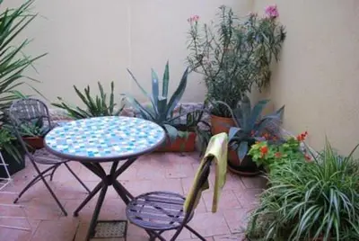 Jardin de l'établissement Chez Alfred et Régine