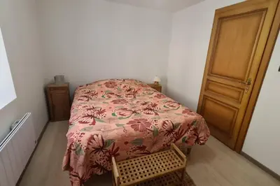 Un ou plusieurs lits dans un hébergement de l'établissement chic t3 60 m2 cosy 1 a 6 personnes rando, nature, bike park, station de ski