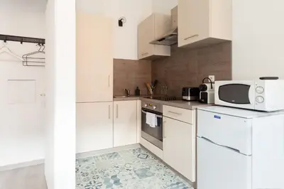 Cuisine ou kitchenette dans l'établissement Travel Homes - The Invitation, Ideal Little Venice