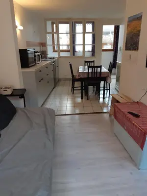 Cuisine ou kitchenette dans l'établissement Gite de Bénédicte Mouton