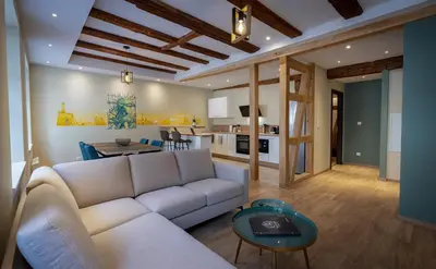 Cuisine ou kitchenette dans l'établissement SERENITY Colmar - Gîtes de Prestige 4 et 5 étoiles - 2, 4 et 6 personnes- Centre Historique