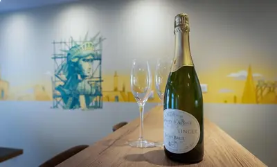 Boissons dans l'établissement SERENITY Colmar - Gîtes de Prestige 4 et 5 étoiles - 2, 4 et 6 personnes- Centre Historique