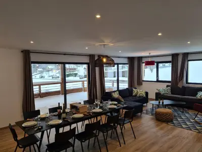Coin salon dans l'établissement Gîte 4 étoiles à La Bresse, grand confort, proche station ski - FR-1-589-394