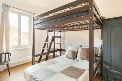 Un ou plusieurs lits dans un hébergement de l'établissement Peyerimhoff Colmar - 3 Chambres - 8 Pers - Clim