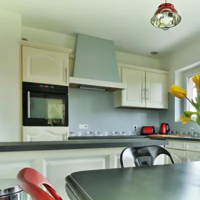 Cuisine ou kitchenette dans l'établissement COTTAGE-GITE COEUR DE SUNDGAU