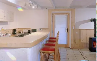 Cuisine ou kitchenette dans l'établissement Gîte de Juliana 4 personnes