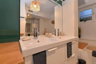 Salle de bains dans l'établissement A l'Oree du Bois