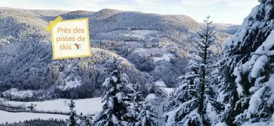 Vue générale sur la montagne ou vue sur la montagne depuis l'appartement