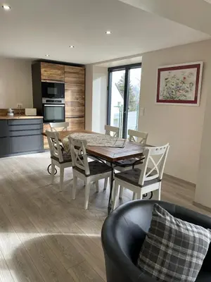 Cuisine ou kitchenette dans l'établissement Gîte Les Plains Champs