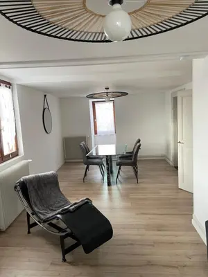 Coin salon dans l'établissement appartement le fil d'or