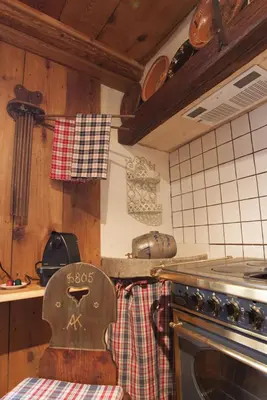 Cuisine ou kitchenette dans l'établissement ANNO 1698 Gîtes et Chambres d'Hôtes