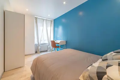 Un ou plusieurs lits dans un hébergement de l'établissement ❂ LES ROCHES ❂ CHIC ❂ CENTRE ❂ 6 PERS. ❂ RDC ❂ RBNB ❂