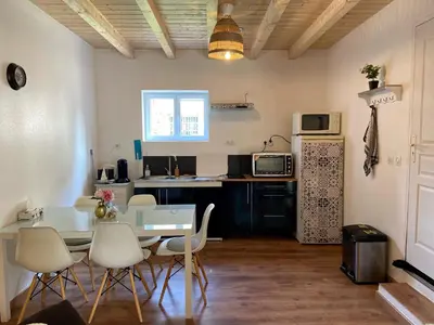 Cuisine ou kitchenette dans l'établissement Le Noyer: Petit chalet cosy proche de Mulhouse