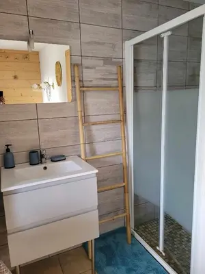Salle de bains dans l'établissement les marmottes