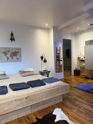 Un ou plusieurs lits dans un hébergement de l'établissement MONTAGNE-LAC&SPA (jacuzzi privé) (NOUVEAU)