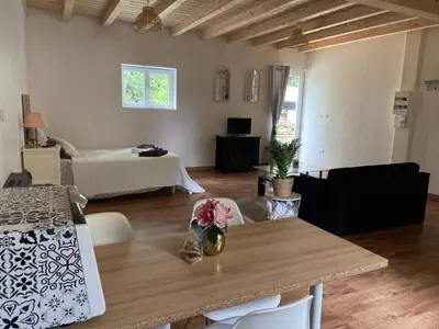 Coin salon dans l'établissement Le Chêne: Petit Chalet cosy proche de Mulhouse