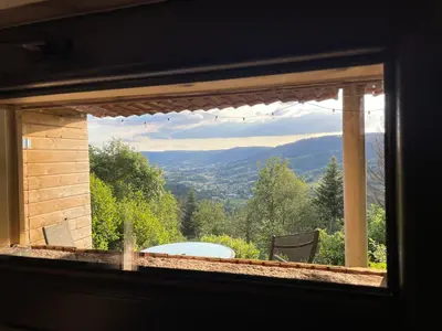 Vue générale sur la montagne ou vue sur la montagne depuis l'appartement
