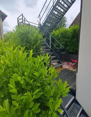 Jardin de l'établissement Studio cosy spacieux lumineux avec coin terrasse