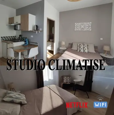 Un ou plusieurs lits dans un hébergement de l'établissement Studio Clim, Netflix, Pro & Loisirs