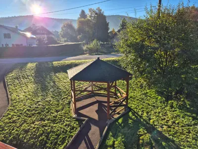 Jardin de l'établissement Le chalet de la Chouille