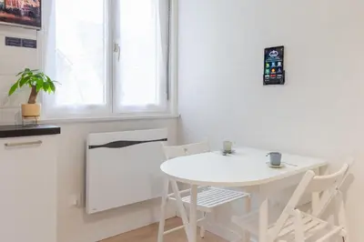 Plan de l'établissement Travel Homes - Grand Rue, Petite Venise - Compact & Cosy - Lit mural