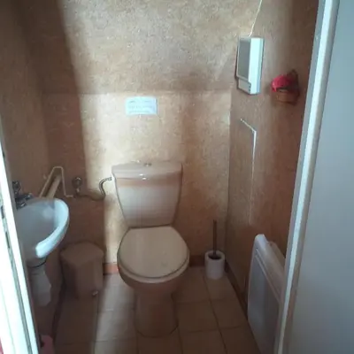 Salle de bains dans l'établissement Studio Colmar avec jardin privatif