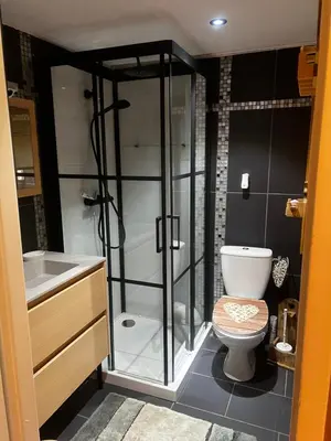 Salle de bains dans l'établissement Chalet duplex avec terrasse entièrement équipé60m2