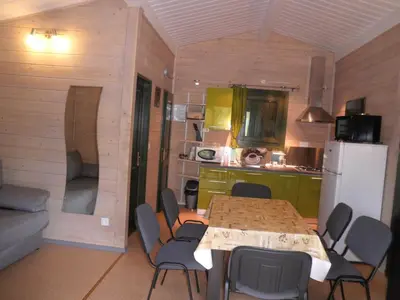 Cuisine ou kitchenette dans l'établissement Chalet Confort Aloya
