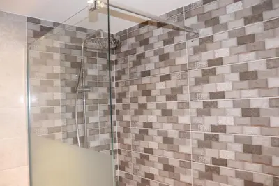 Salle de bains dans l'établissement Gîte les Eglantines Rez-de-Jardin