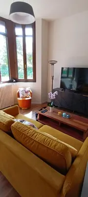 Télévision ou salle de divertissement dans l'établissement Castel de Satoya