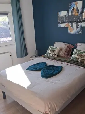 Un ou plusieurs lits dans un hébergement de l'établissement Gite proche de Kaysersberg av jacuzzi privé