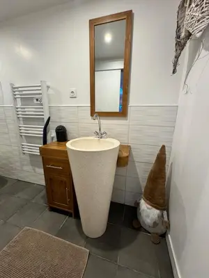 Salle de bains dans l'établissement Ikigai