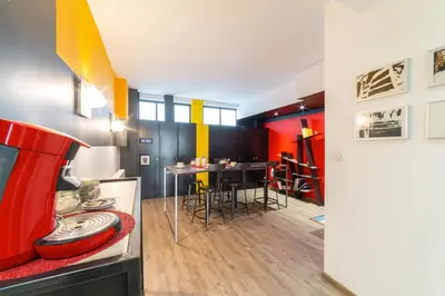 Coin salon dans l'établissement Maison Mondrian