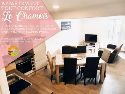 Télévision ou salle de divertissement dans l'établissement ⁂⁂ LE CHAMOIS Appartement [CLEDICIHOME] / Magnifique vue sur les montagnes / 4 KMs DE GERARDMER ! ⁂⁂