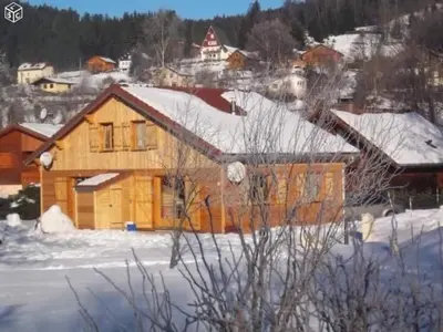 L'établissement Chalet exposition plein sud en hiver