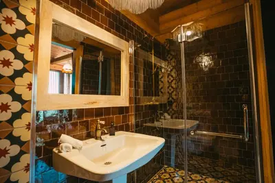 Salle de bains dans l'établissement Domaine Bohème I art de vivre