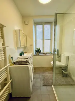 Salle de bains dans l'établissement Appartement avec place de parking et box vélos