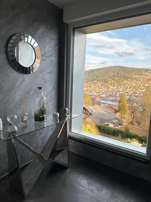 Vue générale sur la montagne ou vue sur la montagne depuis l'appartement
