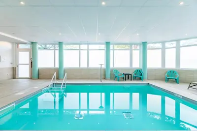 Piscine de l'établissement Lagrange Apart Hôtel Mulhouse Saint Sauveur ou située à proximité