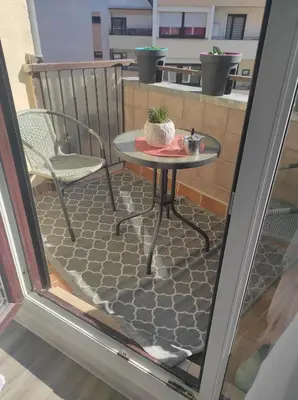 Balcon ou terrasse dans l'établissement Appartements F3 Design Colmar+parking free