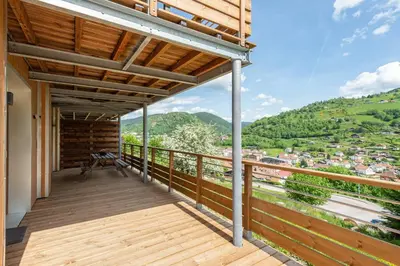 Vue générale sur la montagne ou vue sur la montagne depuis l'appartement
