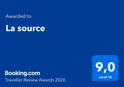 Certificat, récompense, panneau ou autre document affiché dans l'établissement La source