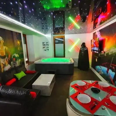GALAXY SPA-4 Pers-Jacuzzi-Insolite-Parking-Jardin-Clim-Colmar