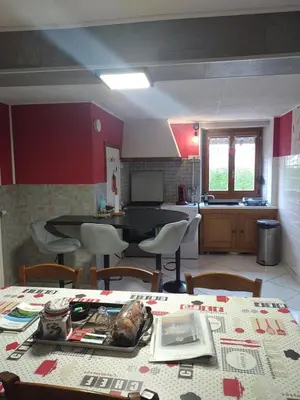 Cuisine ou kitchenette dans l'établissement gite chez Maise