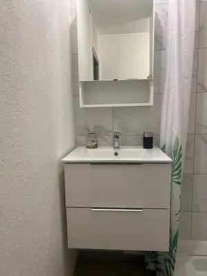 Salle de bains dans l'établissement Cocon Wifi Netflix Parking Gratuit