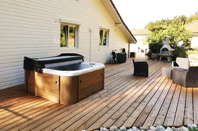Plan de l'établissement LE CHALET BLANC - JACUZZI / PISCINE / SAUNA