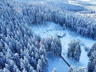 L'établissement La Ferme des 3 lacs en hiver